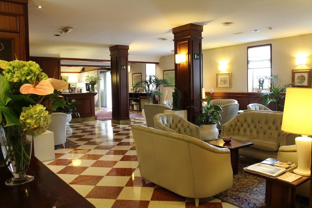 Hotel Alla Torre Castelfranco Veneto Eksteriør bilde