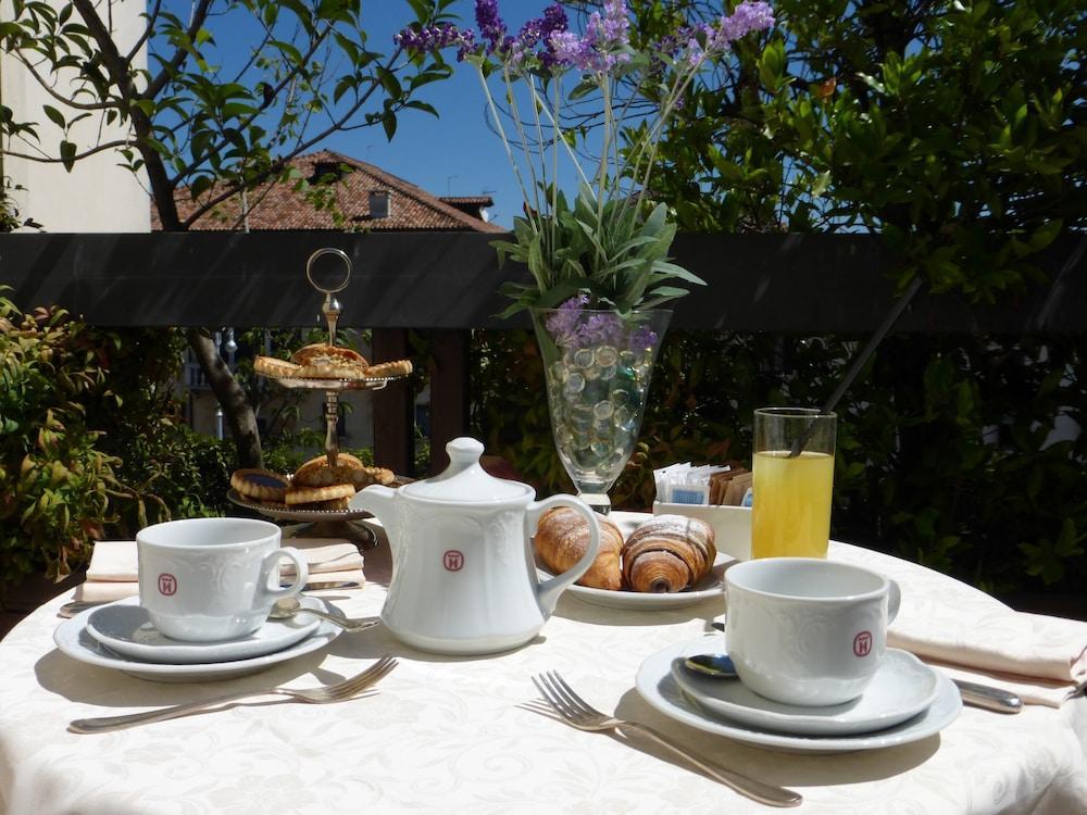 Hotel Alla Torre Castelfranco Veneto Eksteriør bilde